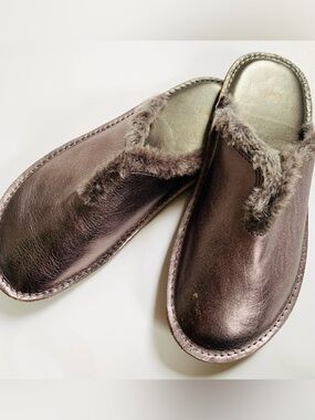 Velez Ventura Columbian Leather Mule Slippers SZ 6  - Metallic Brown